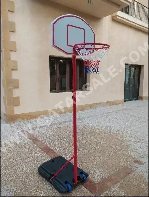 أطواق/ستاند كرة السلة