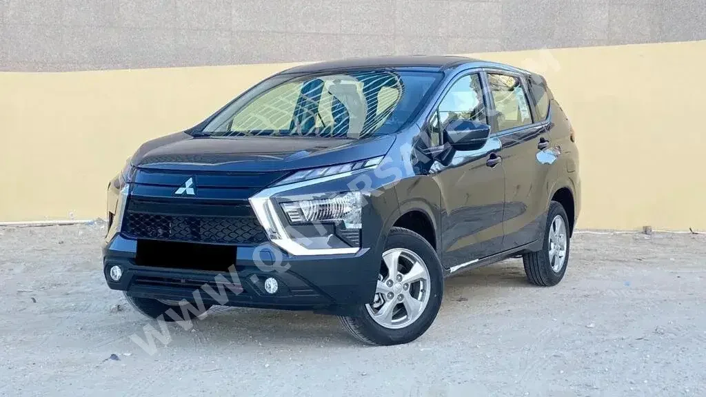 Mitsubishi  Xpander  2024  Automatic  0 Km  4 Cylinder  Front Wheel Drive (FWD)  SUV  Gray  With Warranty