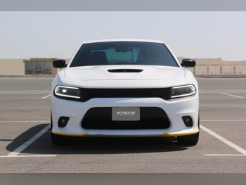 دودج  تشارجر  6 سلندر  سبورت  أبيض  2023