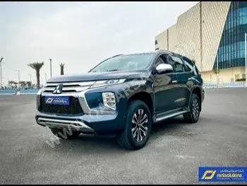 Mitsubishi  Montero  SUV 4x4  Black  2021