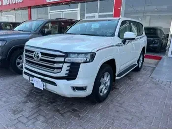 تويوتا  لاند كروزر  جي اكس ار توين توربو  2024  اوتوماتيك  0 كم  6 سلندر  دفع رباعي  اس يو في  أبيض  تحت الضمان
