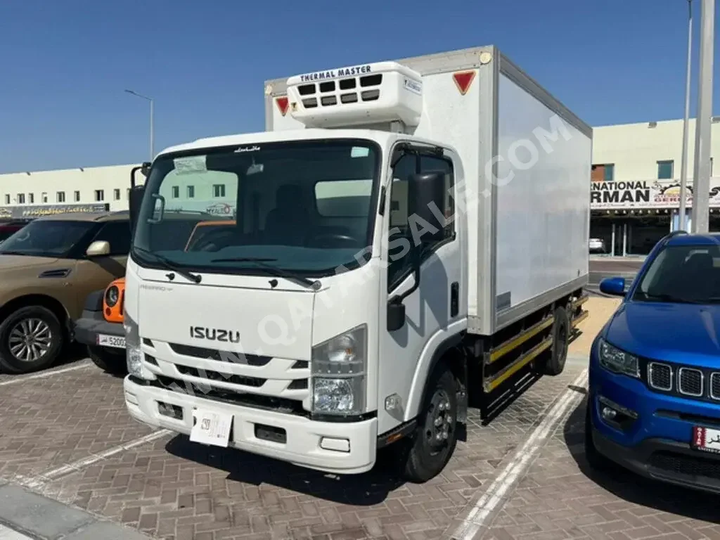 اسوزو  ريورد  2022  عادي  61,000 كم  4 سلندر  دفع خلفي  بيكب  أبيض  تحت الضمان