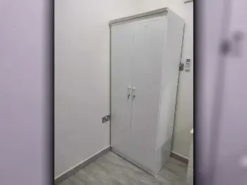 خزائن ودواليب الملابس والزينة - دوحة فيرنيتشر  - خزائن  - أبيض