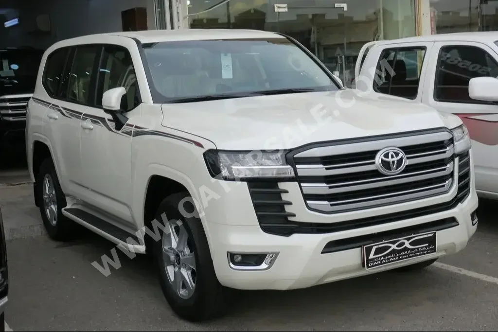 Toyota  Land Cruiser  GXR Twin Turbo  2024  Automatic  0 Km  6 Cylinder  Four Wheel Drive (4WD)  SUV  White  With Warranty