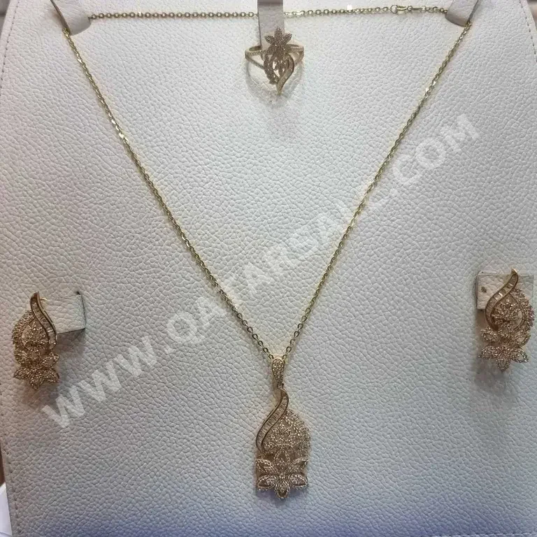 Gold With Stone(s)  Woman  Set  By Weight  Italy  20.8 Gram  Yellow Gold  18k