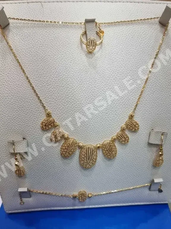 Gold Without Stone  Woman  Set  By Weight  Bahrain  18.7 Gram  Yellow Gold  21k