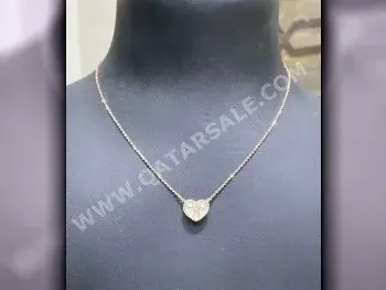 الذهب قلب  نسائي  المعلقات  حسب الوزن  قطر  4.65 غرام  ضمان الصيانة  باقة أنيقة خاصة  ذهب الوردي  عيار 18