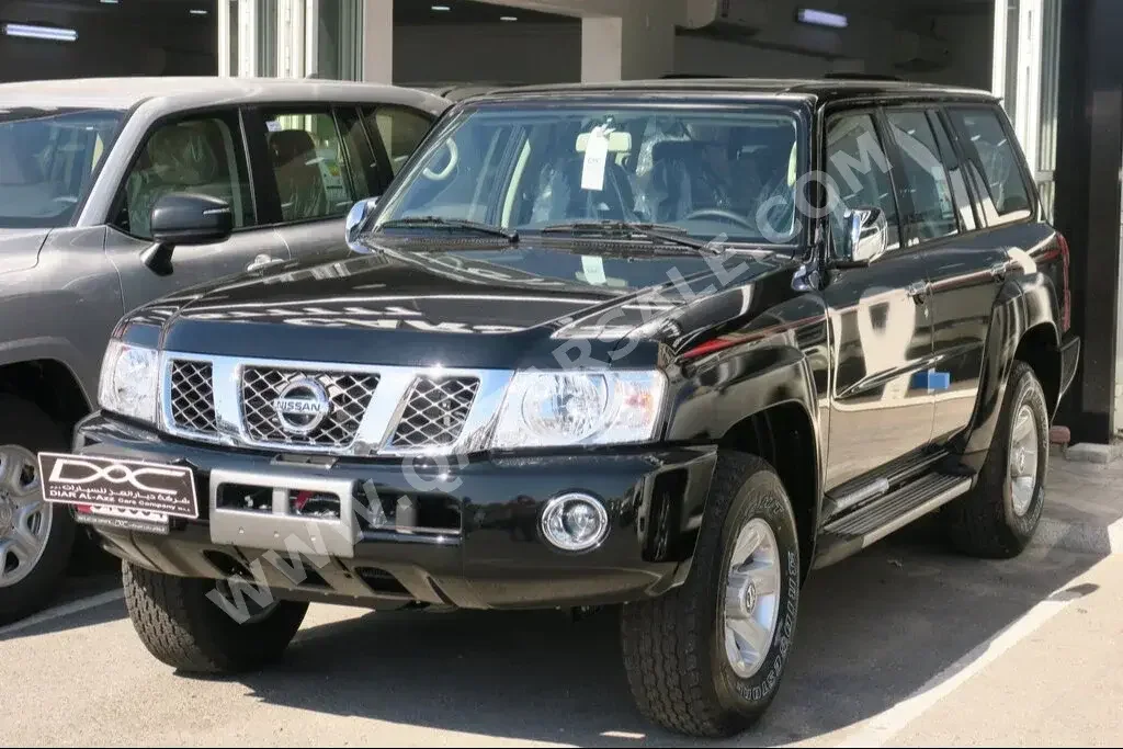 Nissan  Patrol  Safari  2023  Automatic  0 Km  6 Cylinder  Four Wheel Drive (4WD)  SUV  Black  With Warranty