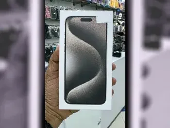 ابل  - ايفون 15  - برو ماكس  - تيتانيوم طبيعي  - 256 جيجابايت