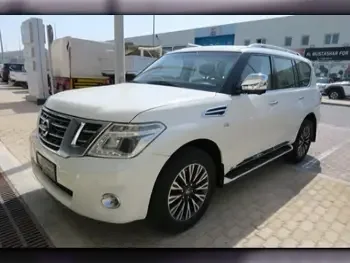 Nissan  Patrol  Platinum  2016  Automatic  200,000 Km  8 Cylinder  Four Wheel Drive (4WD)  SUV  White