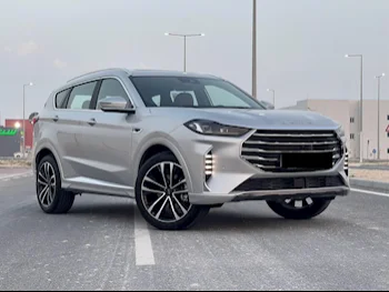Jetour  X70  Plus  2024  Automatic  0 Km  4 Cylinder  Front Wheel Drive (FWD)  SUV  Silver  With Warranty