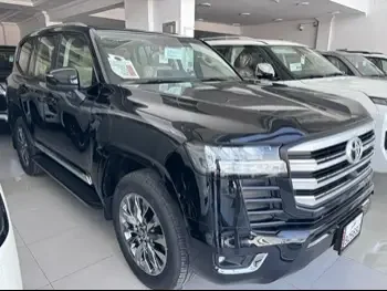  تويوتا  لاند كروزر  جي اكس ار توين توربو  2024  اوتوماتيك  0 كم  6 سلندر  دفع رباعي  اس يو في  أسود  تحت الضمان