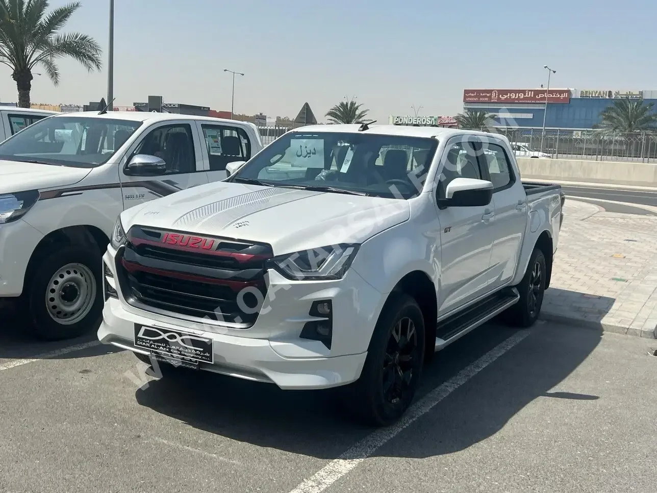Isuzu  D-Max  GT  2023  Automatic  0 Km  4 Cylinder  Four Wheel Drive (4WD)  Pick Up  White  With Warranty