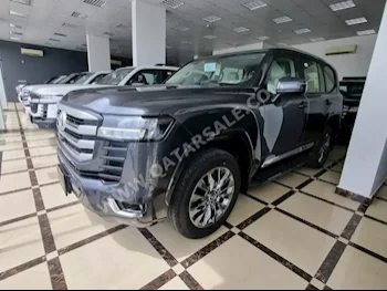  تويوتا  لاند كروزر  جي اكس ار توين توربو  2024  اوتوماتيك  0 كم  6 سلندر  دفع رباعي  اس يو في  أسود  تحت الضمان