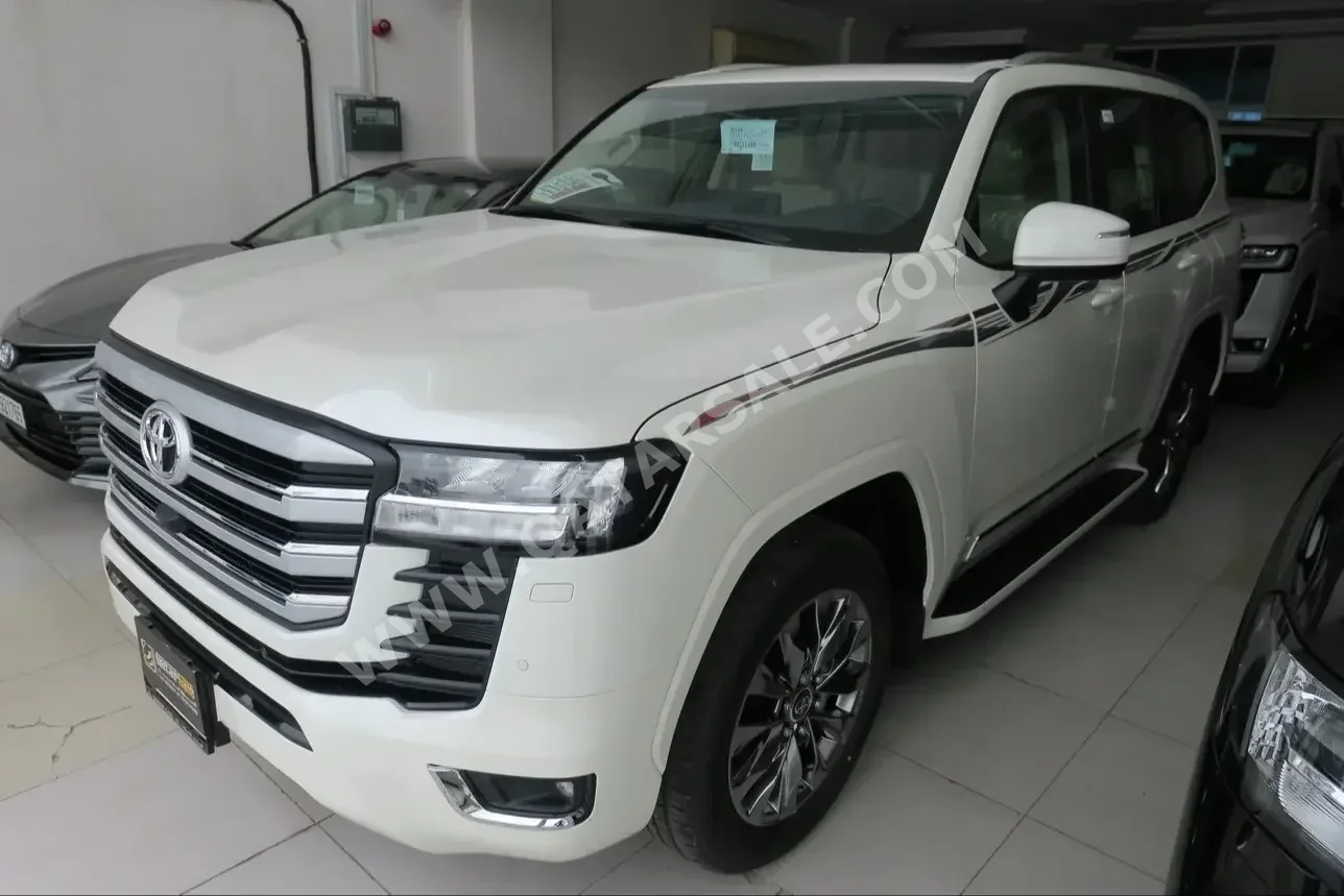 تويوتا  لاند كروزر  جي اكس ار توين توربو  2024  اوتوماتيك  0 كم  6 سلندر  دفع رباعي  اس يو في  أبيض  تحت الضمان