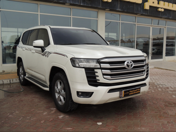 Toyota  Land Cruiser  GXR Twin Turbo  2022  Automatic  50,000 Km  6 Cylinder  Four Wheel Drive (4WD)  SUV  White  With Warranty