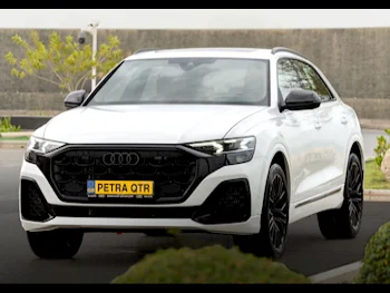  اودي  كيو 8 اس لاين  إس يو في 4 في 4  أبيض  2024