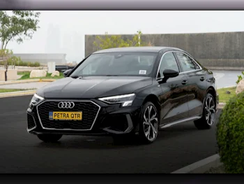 اودي  أي 3  سيدان  أسود  2024