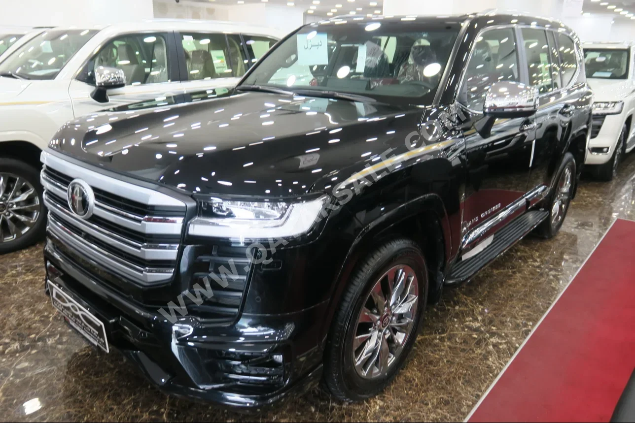 Toyota  Land Cruiser  VXR Twin Turbo  2023  Automatic  0 Km  6 Cylinder  Four Wheel Drive (4WD)  SUV  Black  With Warranty