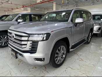 تويوتا  لاند كروزر  جي اكس ار توين توربو  2024  اوتوماتيك  0 كم  6 سلندر  دفع رباعي  اس يو في  فضي  تحت الضمان