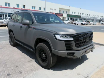 Toyota  Land Cruiser  GXR Twin Turbo  2022  Automatic  30,000 Km  6 Cylinder  Four Wheel Drive (4WD)  SUV  Gray  With Warranty