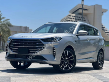 جيتور  اكس 70  بلس لاكجري  2025  اوتوماتيك  0 كم  4 سلندر  سحب امامي  اس يو في  فضي  تحت الضمان