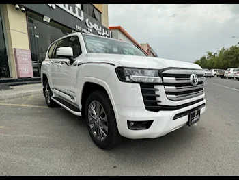 Toyota  Land Cruiser  GXR Twin Turbo  2024  Automatic  0 Km  6 Cylinder  Four Wheel Drive (4WD)  SUV  White  With Warranty