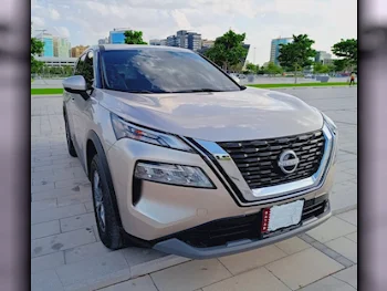 Nissan  X-Trail  4 Cylinder  SUV 2x4  Gold  2024