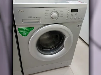 غسالة ملابس & الكل في واحد ال جي \  غسالة تحميل أمامي  فضة