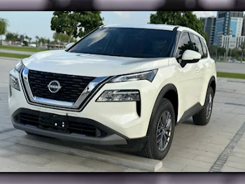 نيسان  إكس - ترايل  4 سلندر  إس يو في 2 في 4  أبيض  2024