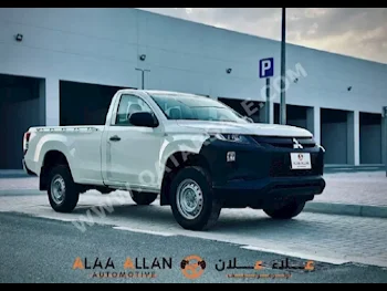 Mitsubishi  L 200  Diesel  2023  Manual  0 Km  4 Cylinder  Four Wheel Drive (4WD)  Pick Up  White