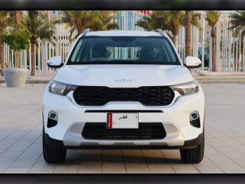 كيا  سونت  4 سلندر  إس يو في 2 في 4  أبيض  2024