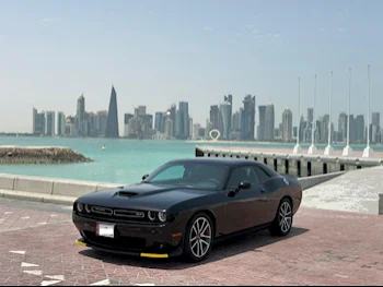 دودج  تشالنجر  سيدان  أسود  2023
