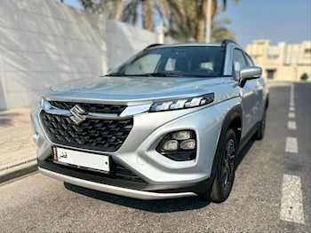 سوزوكي  فرونكس  4 سلندر  هاتش باك  فضي  2024