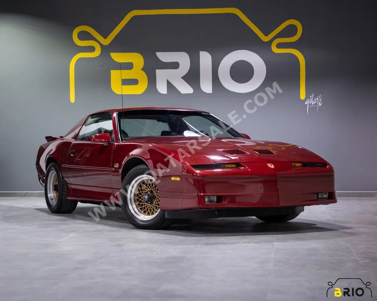 Pontiac  Firebird  Trans AM  1987  Automatic  36,700 Km  8 Cylinder  Front Wheel Drive (FWD)  Classic  Red