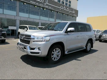 Toyota  Land Cruiser  GXR  2021  Automatic  80,000 Km  8 Cylinder  Four Wheel Drive (4WD)  SUV  Silver