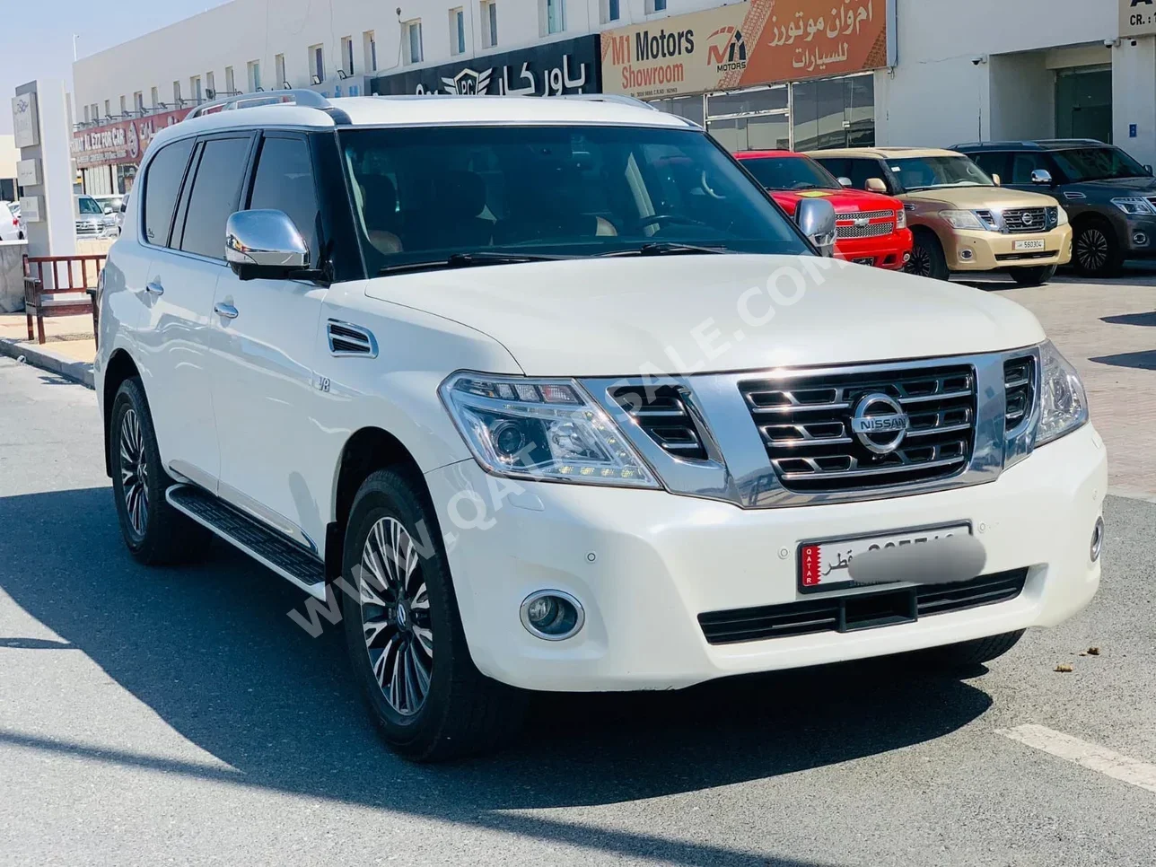 Nissan  Patrol  Platinum  2016  Automatic  280,000 Km  8 Cylinder  Four Wheel Drive (4WD)  SUV  White