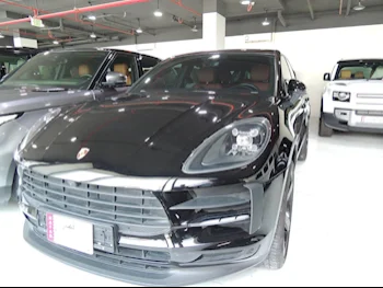 Porsche  Macan  2021  Automatic  55,000 Km  6 Cylinder  Four Wheel Drive (4WD)  SUV  Black