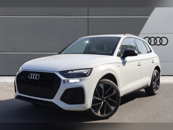 اودي  كيو 5  45 تي اف اس اي كواترو اس-لاين  2023  اوتوماتيك  14,000 كم  4 سلندر  دفع كلي مستمر  اس يو في  أبيض  تحت الضمان