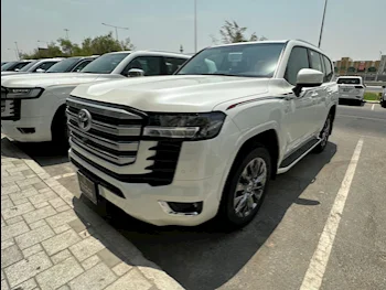  تويوتا  لاند كروزر  جي اكس ار توين توربو  2024  اوتوماتيك  0 كم  6 سلندر  دفع رباعي  اس يو في  أبيض  تحت الضمان