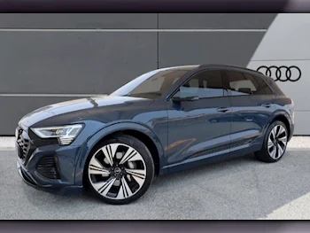 اودي  كيو 8  اي - ترون  2024  اوتوماتيك  11,000 كم  0 سلندر  دفع كلي مستمر  اس يو في  ازرق  تحت الضمان