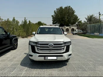 تويوتا  لاند كروزر جي اكس ار  إس يو في 4 في 4  أبيض  2022