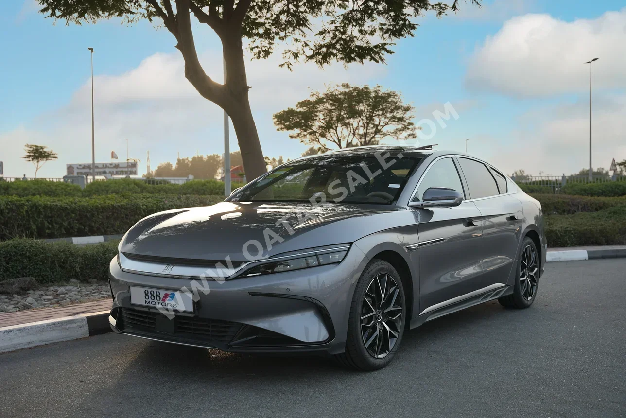BYD  Seal  2025  Automatic  1 Km  0 Cylinder  All Wheel Drive (AWD)  Sedan  Gray