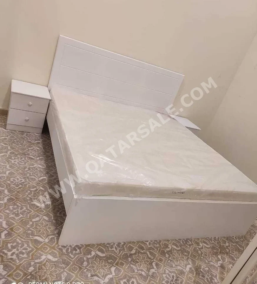 Beds - King - White - Mattress Included - With Bedside Table