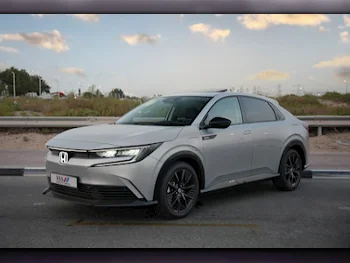 Honda  HRV  2025  Automatic  0 Km  0 Cylinder  Front Wheel Drive (FWD)  SUV  Silver