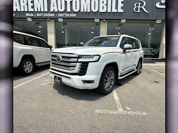  Toyota  Land Cruiser  VXR Twin Turbo  2023  Automatic  0 Km  6 Cylinder  Four Wheel Drive (4WD)  SUV  White  With Warranty