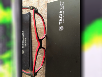 نظارة الطبية  أسود  مستطيل  رؤيا واحدة  فرنسا  ضمان  لكلا الجنسين