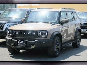 Jetour  T2  2025  Automatic  0 Km  4 Cylinder  Four Wheel Drive (4WD)  SUV  Beige  With Warranty