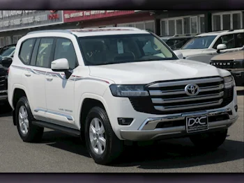 تويوتا  لاند كروزر  جي اكس ار توين توربو  2024  اوتوماتيك  0 كم  6 سلندر  دفع رباعي  اس يو في  أبيض  تحت الضمان