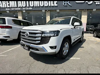  تويوتا  لاند كروزر  جي اكس ار توين توربو  2024  اوتوماتيك  0 كم  6 سلندر  دفع رباعي  اس يو في  أبيض  تحت الضمان